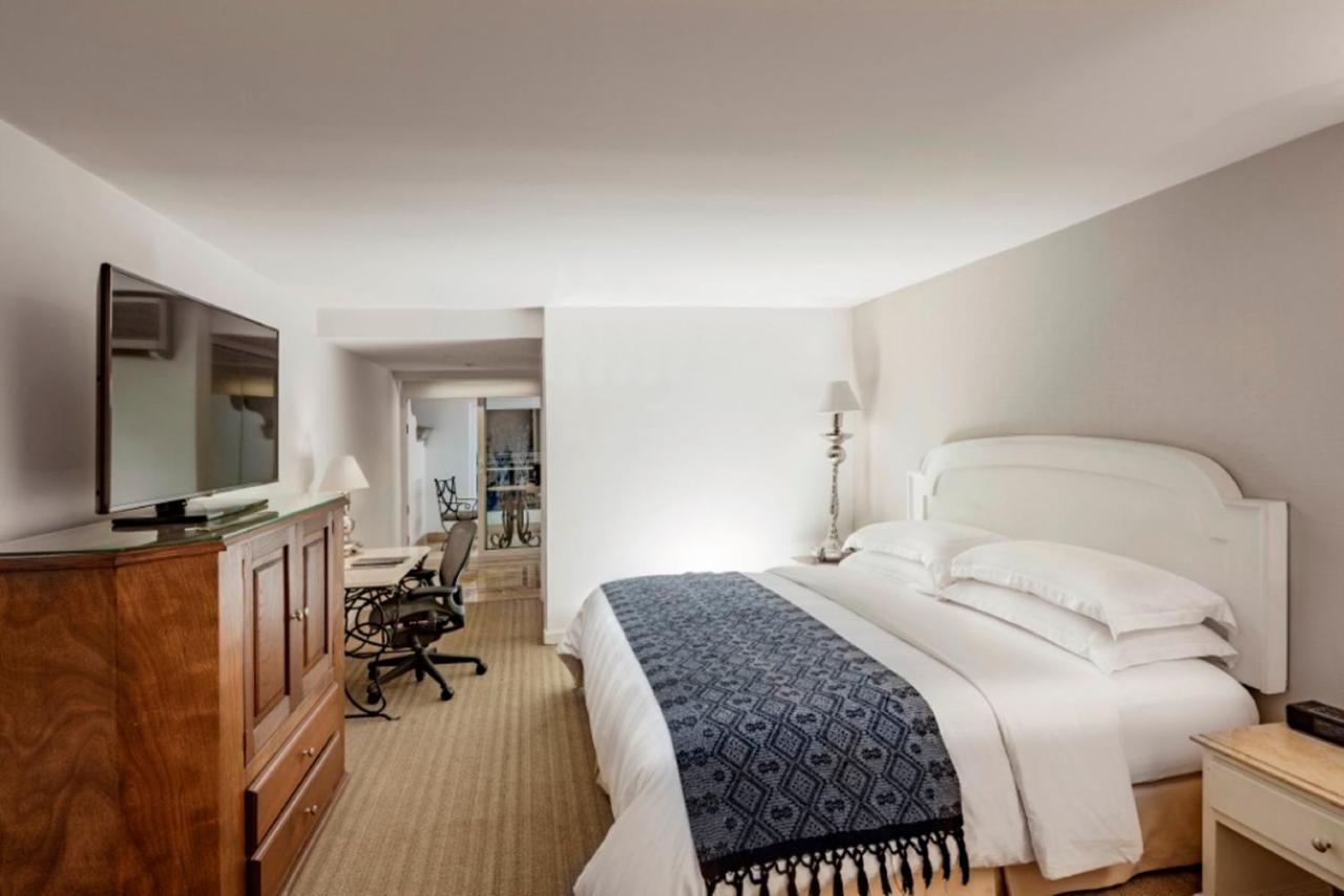 Premium King Room - Lounge Access