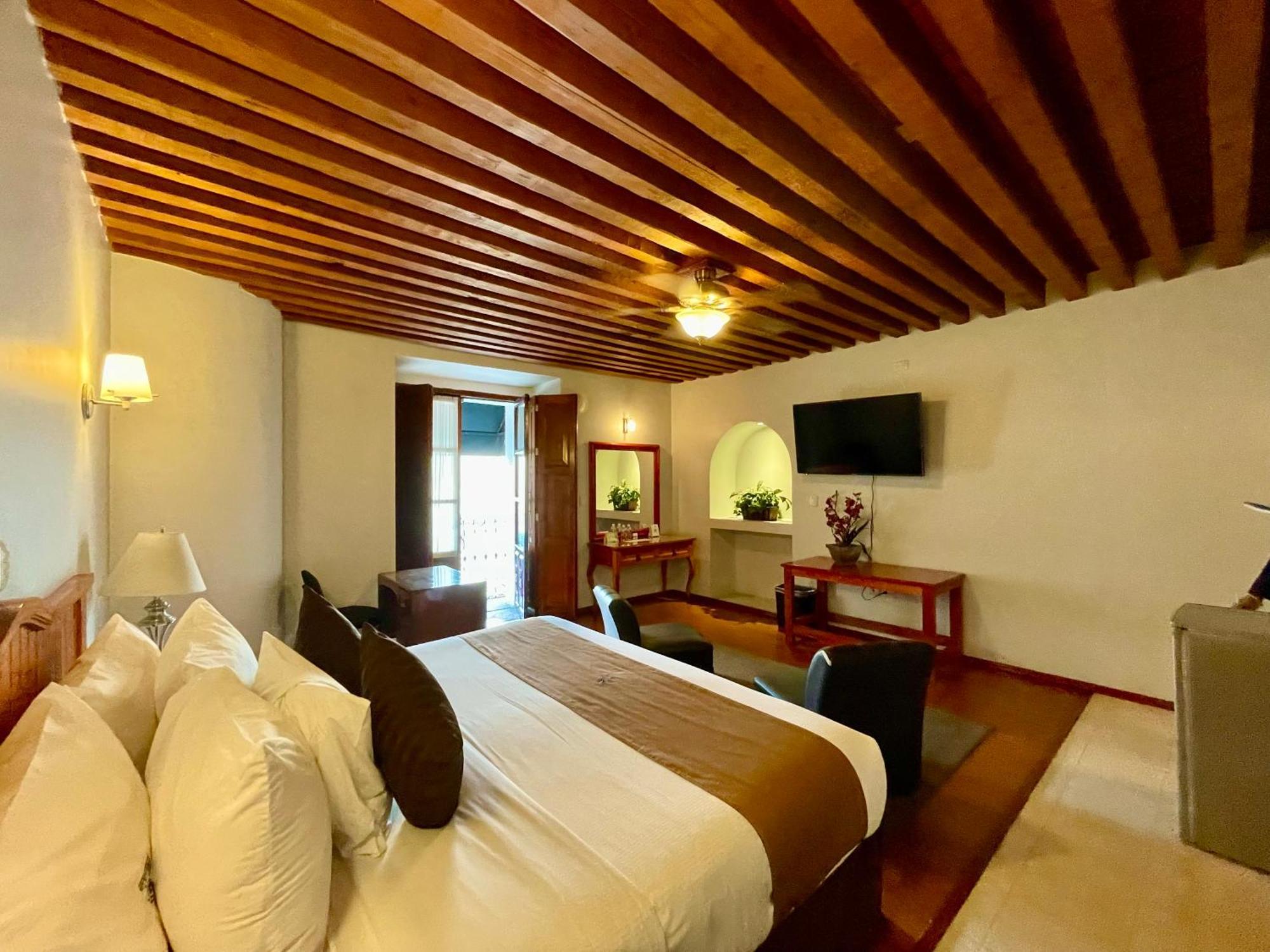 Master Suite,1538050549:JPEG