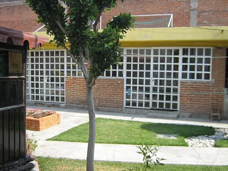 Hospedaje Bugambilias-1