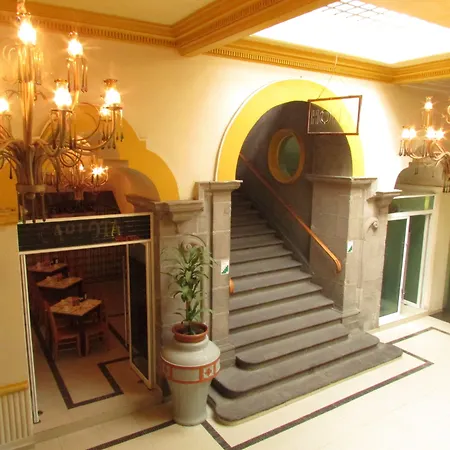Hotel La Alhondiga-3