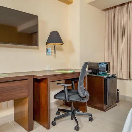 Holiday Inn Puebla La Noria, an IHG Hotel-3